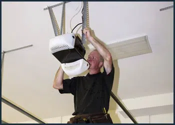 Garage Doors Store Repairs San Lorenzo, CA 510-280-2735 - cont-gdr-door-opener-08m