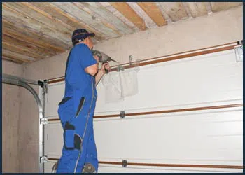 Garage Doors Store Repairs San Lorenzo, CA 510-280-2735 Garage Doors Store Repairs San Lorenzo, CA 510-280-2735 - cont-gdr-door-repair-08m